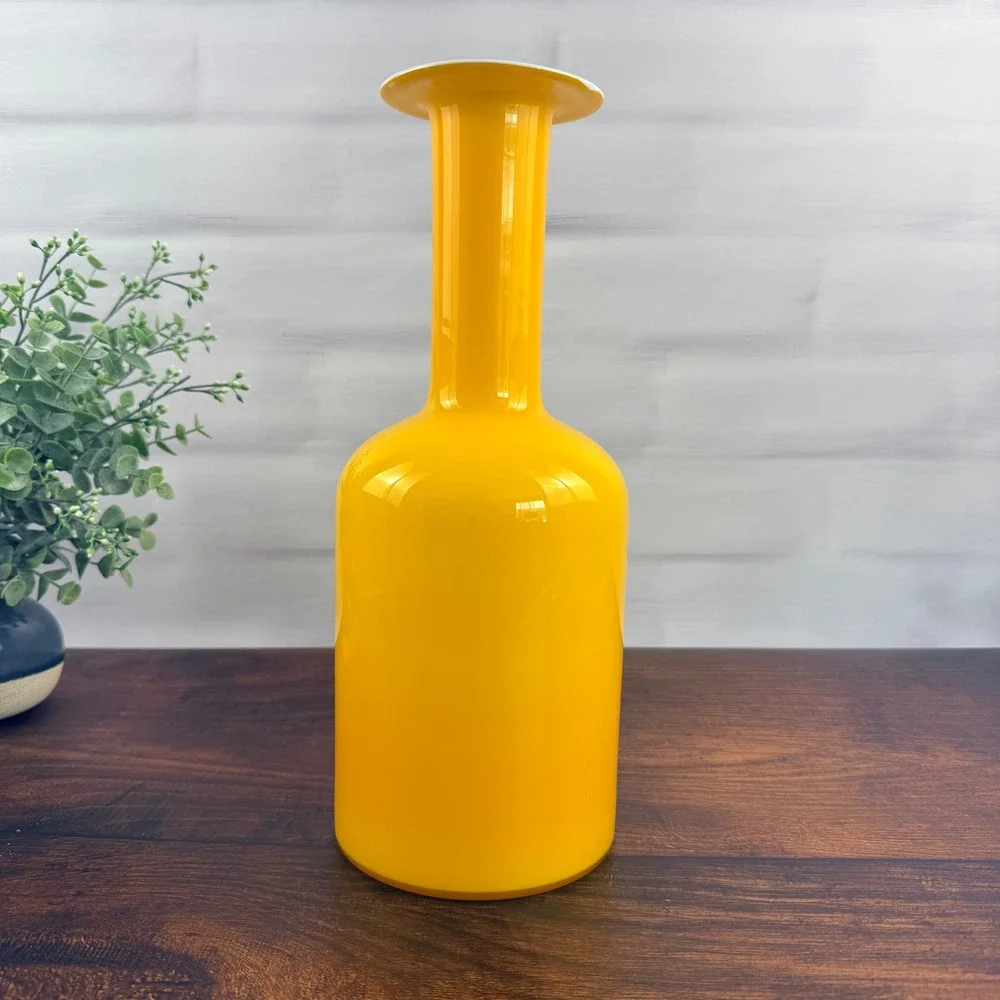 Holmegaard Otto Brauer Gulvvase Yellow Cased Glass Vase Denmark MCM 12 Inch